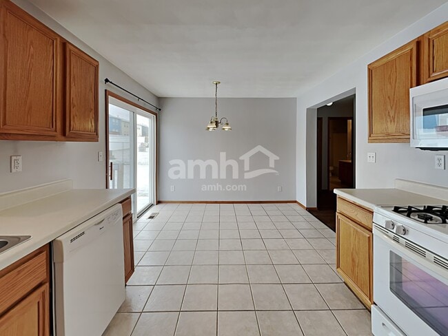 Photo - 3042 Bauer Dr