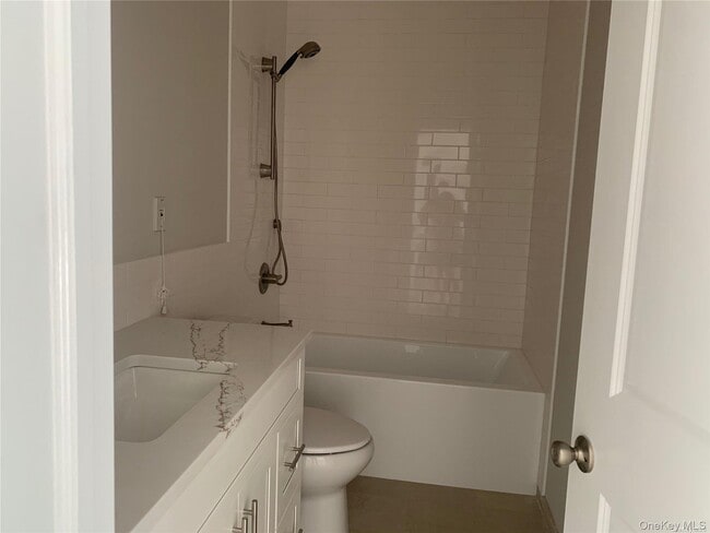 Photo - 515 Jackson Ave Unidad 10