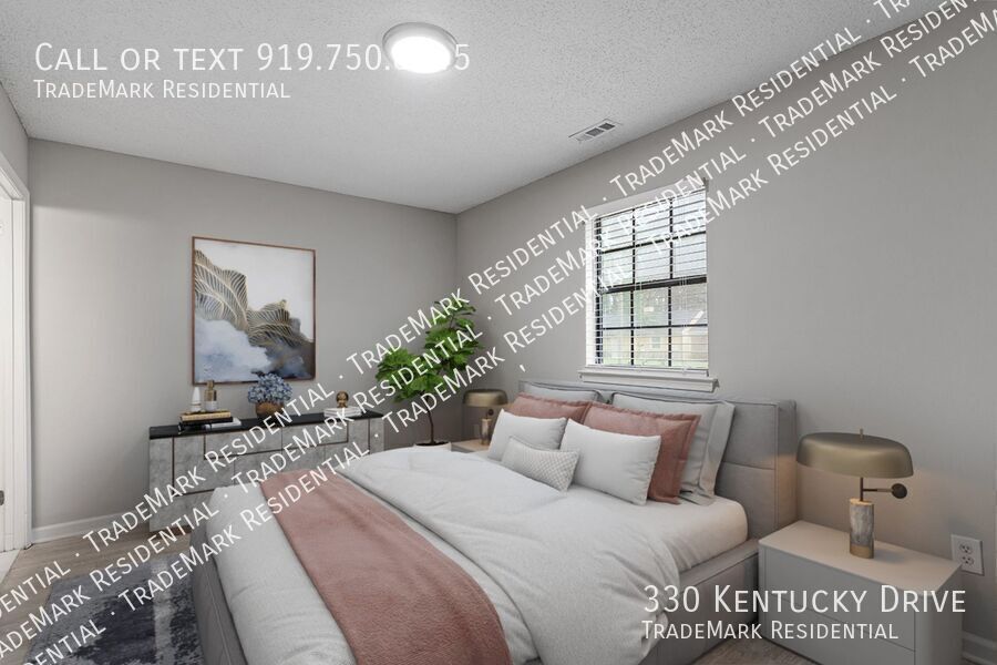 Photo - 330 Kentucky Dr