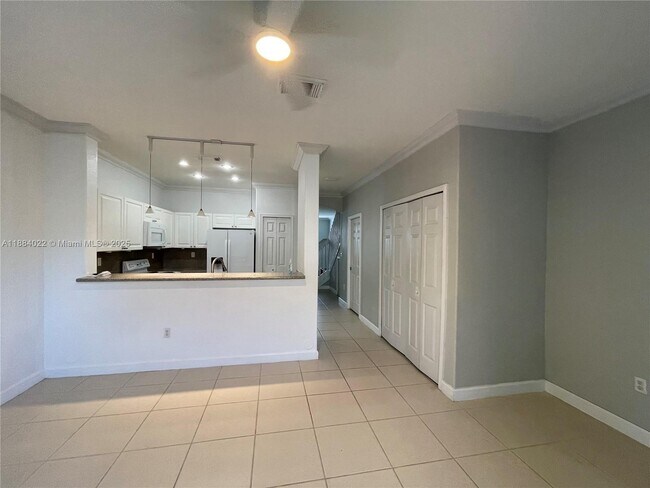 Photo - 5430 NW 107th Ave Unit 609