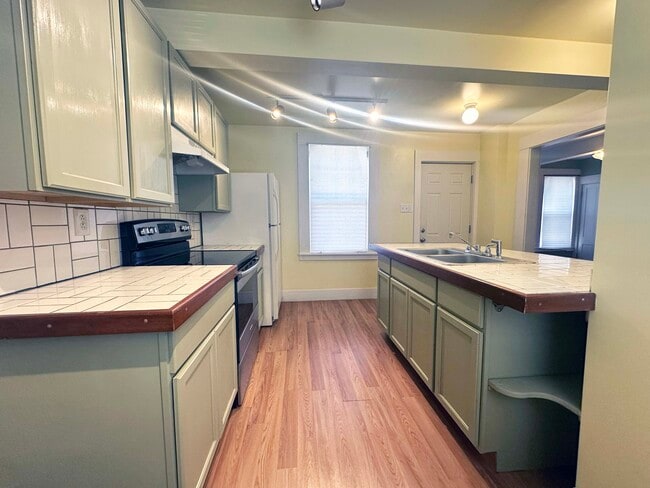 Photo - 13 Center St Unit 1