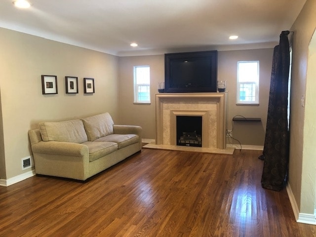 Photo - 1240 Cherry St