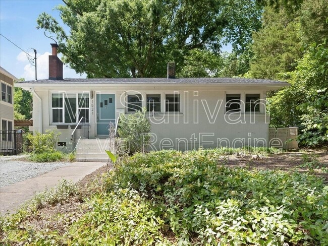 Photo - 1521 N Duke St Casa