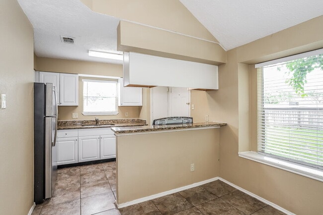 Photo - 6042 Beaconridge Dr