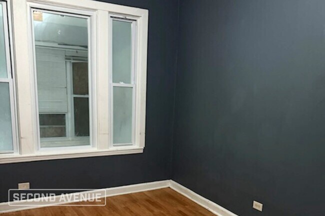 Photo - 9248 S Lowe Ave Casa