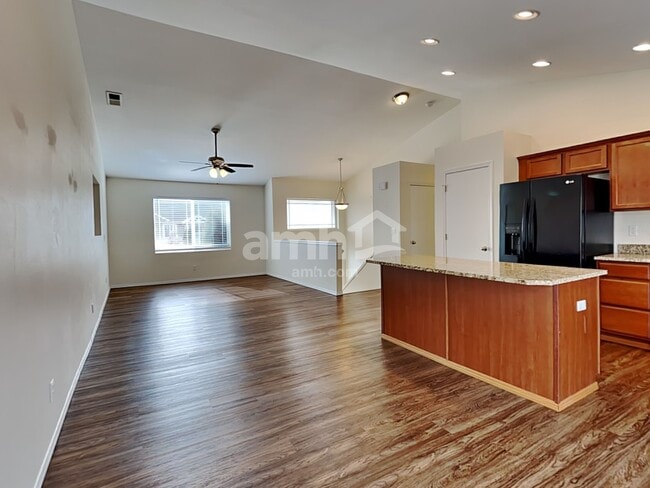 Photo - 6321 41st St NE