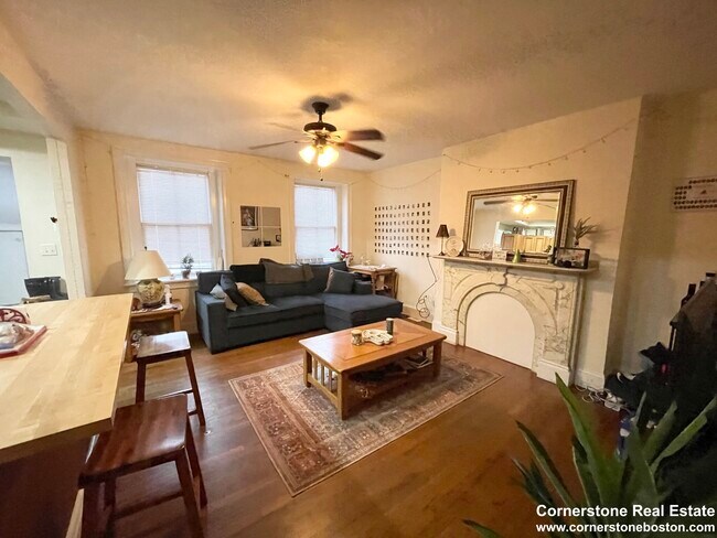 Photo - 467 Massachusetts Ave Unidad 1