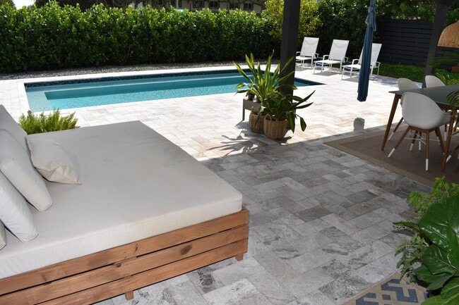 Photo - 1440 NW 12th Way