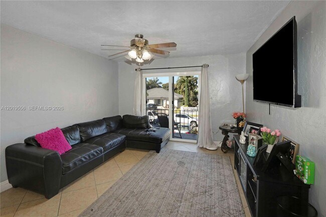 1275 W 35th St Unit 45B