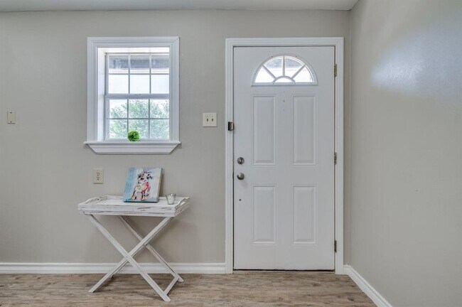 Photo - 1910 26th St Unidad Front