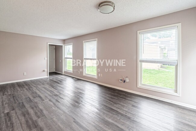 Photo - 2025 NW 49th St