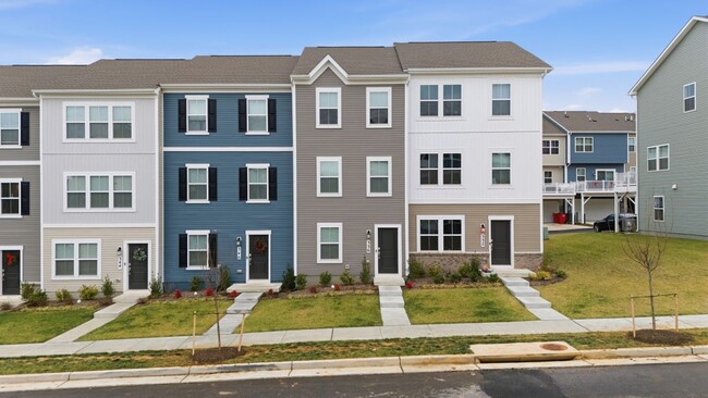 Photo - 336 Mineral Springs Rd