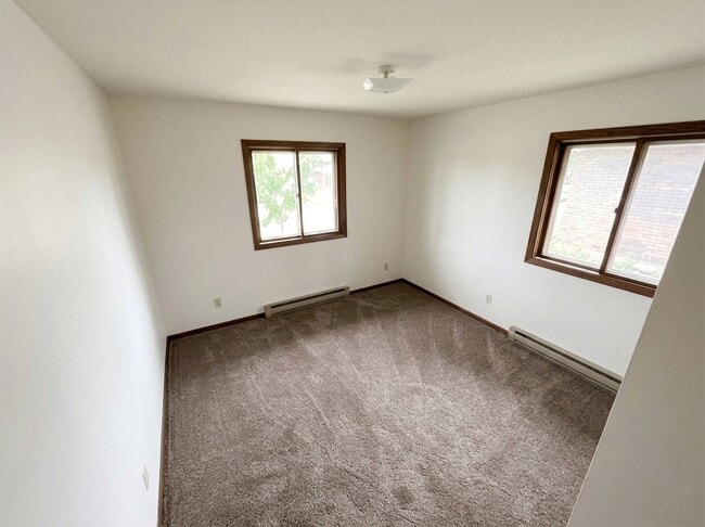 Photo - 2536 Spooner Ave Unit #102