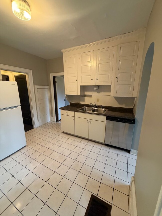 Photo - 160 Frambes Ave