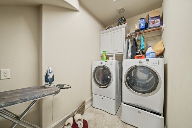 Photo - 2523 Crossvine Dr