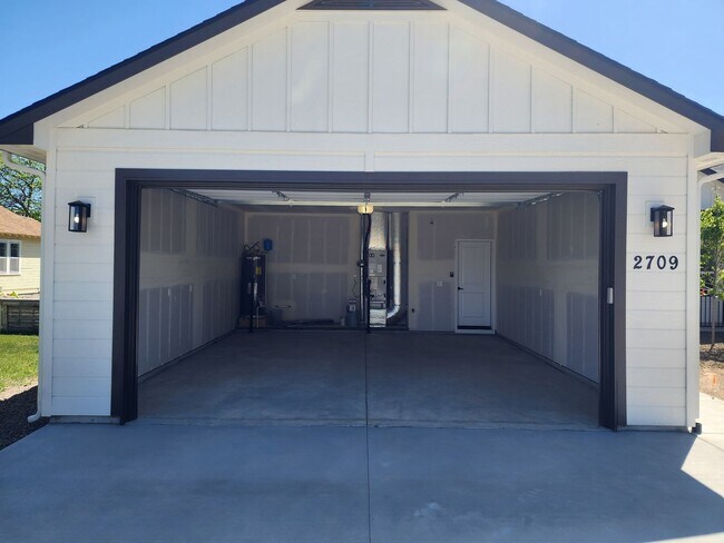 Photo - New Construction 3 bed 2 bath 2 car garage