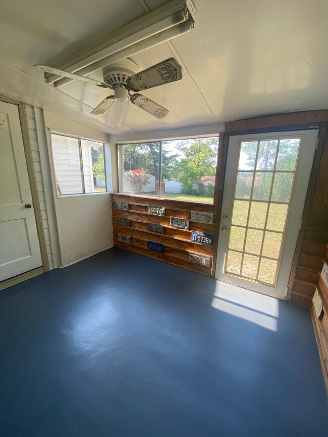 Photo - 2827 N Walnut St