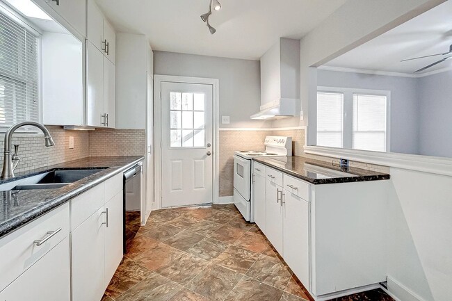 1852 Sul Ross St Unit 1