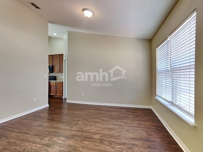 Photo - 10235 Meadow Pointe Dr