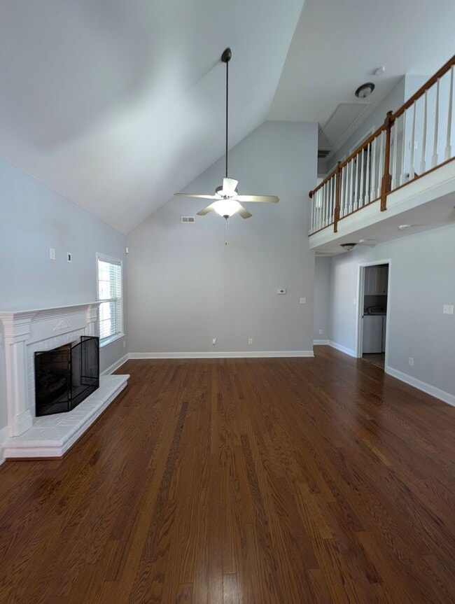 Photo - 4 Bedroom! Private Pool!