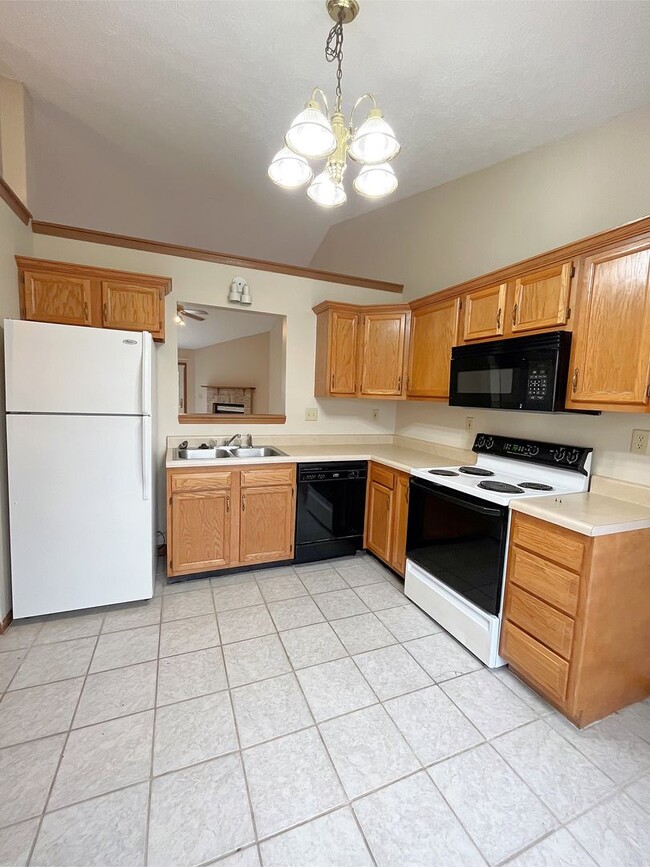 Photo - Large 2 Bedroom Condo