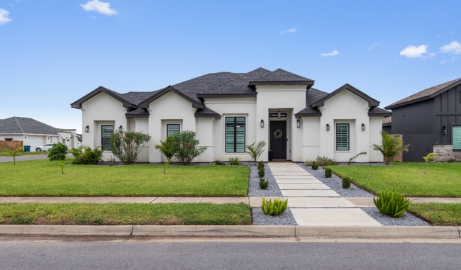 Building Photo - 112 Talon Dr