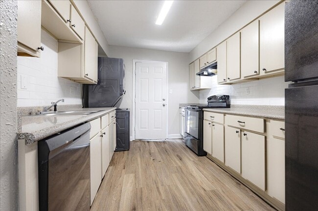 Getwell Pointe Apartments
