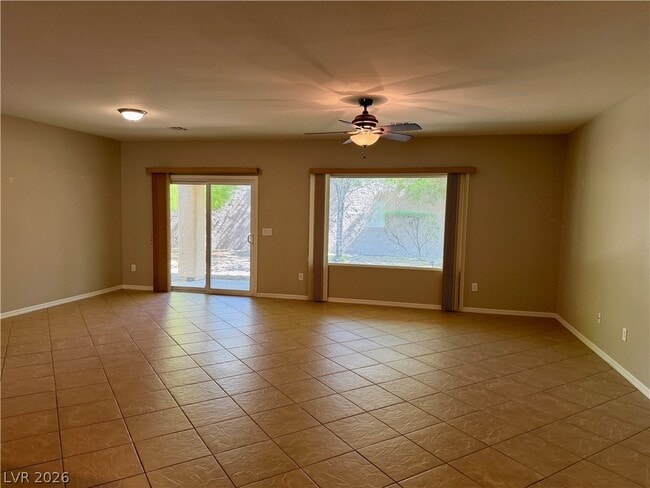 Photo - 2168 Sawtooth Mountain Dr