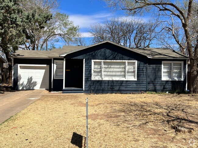 Building Photo - Super Cute Home Convenient to TTU