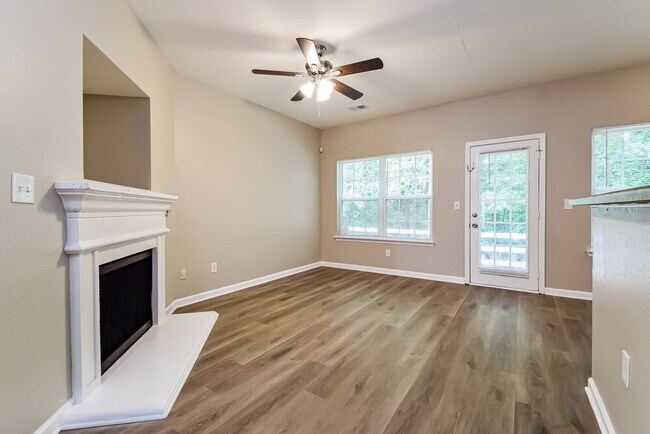 Photo - 2813 Windsor Forrest Ct