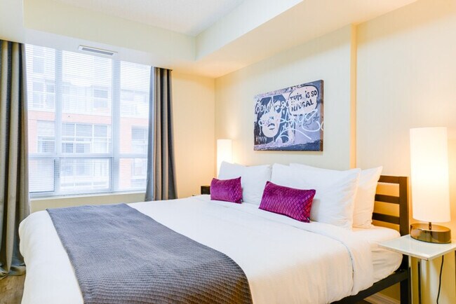 Photo - 203 Adelaide St W Unit ID1034888P