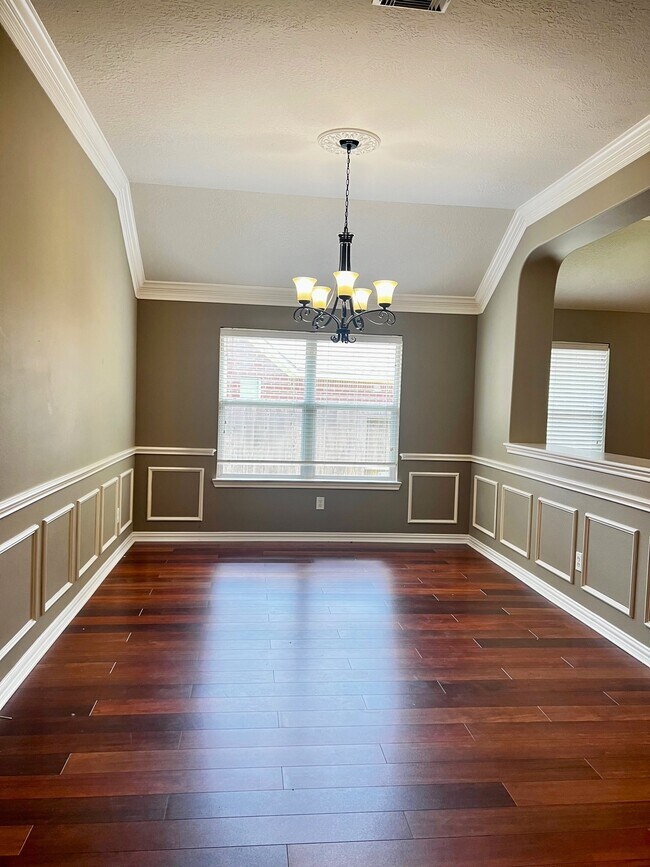 Photo - 23907 Hackberry Creek Dr