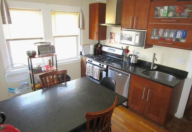 Photo - 19 Frederick Ave Unit 1