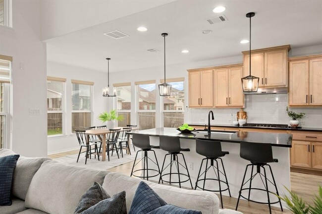 Photo - 20521 Martin Ln