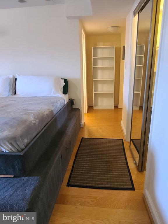 Photo - 1587 N Colonial Terrace Unit 103-X