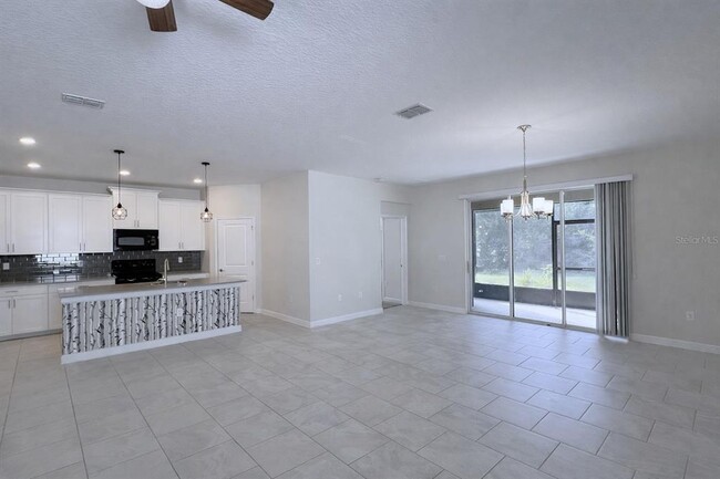 Photo - 3943 Cortland Dr