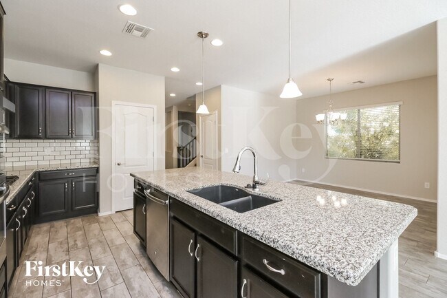 Photo - 707 E Blossom Rd