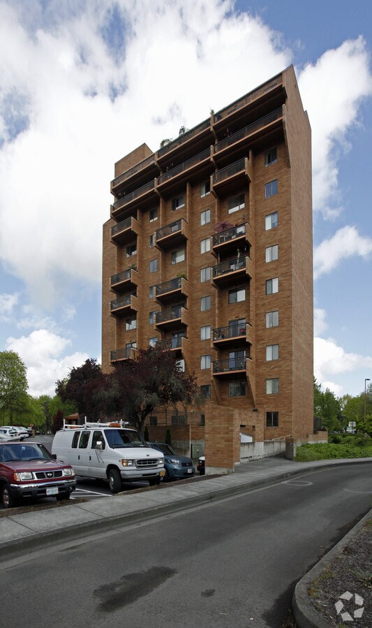 Photo - Robert Lindsey Tower Apartments