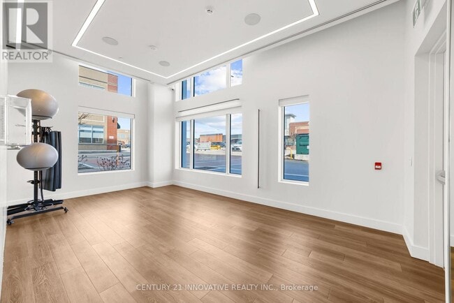 Photo - 509 Dundas St W Unité 106