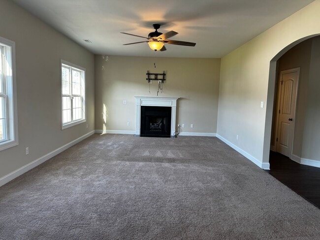 Photo - Grand 2 story home in Bluewater Rise