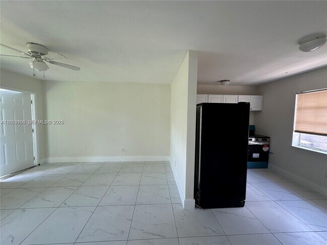 Photo - 1013 NE 3rd Ave Unidad 3
