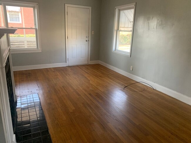 Photo - Cozy Two Bedroom Bungalow!