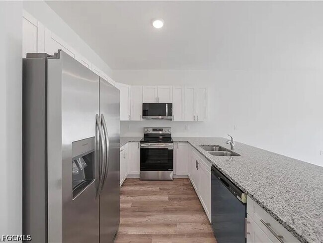 Photo - 2206 Leda Ave S