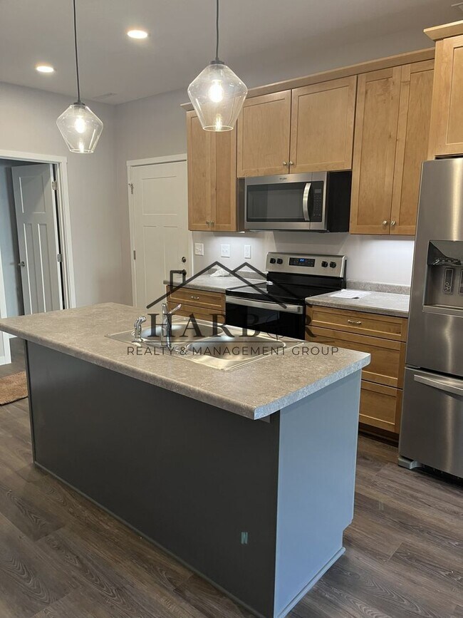 Photo - Contemporary 2 Bedroom Townhome - Kasson MN