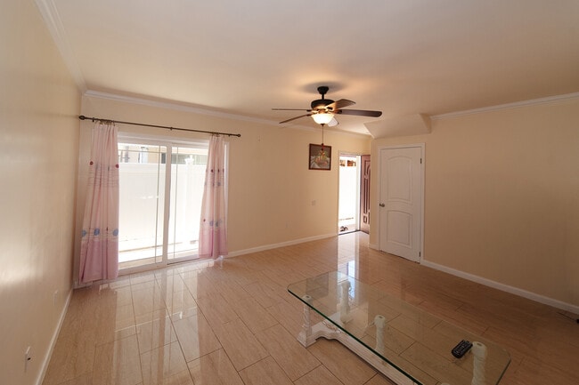 Building Photo - 1352 8th Ave