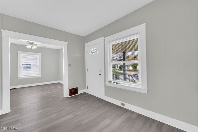 Photo - 14117 Sylvia Ave