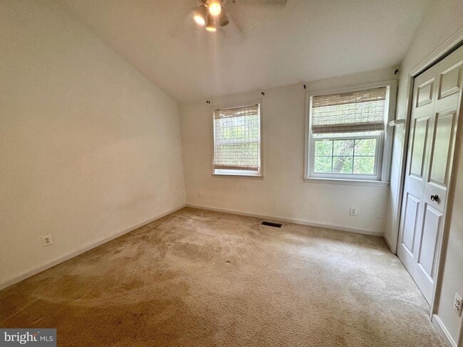 Photo - 4850 10th St S