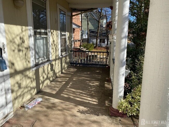 Photo - 235 Montgomery St Unit 1