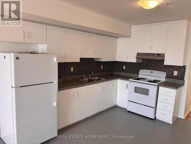 Photo - 879A Wilson Ave