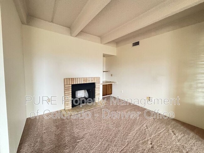 Photo - 7865 E Mississippi Ave Unidad 501